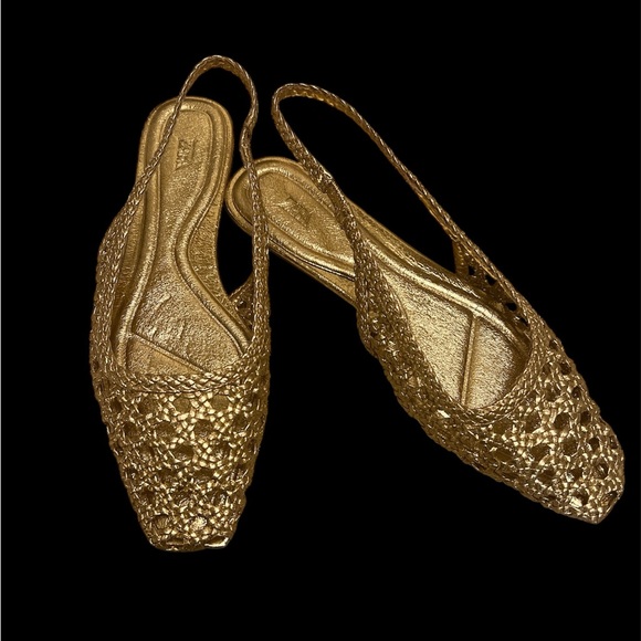 Zara Gold Women Sandals - Picture 2 of 4